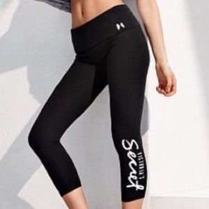 Victoria’s Secret cropped roll-over yoga pants
